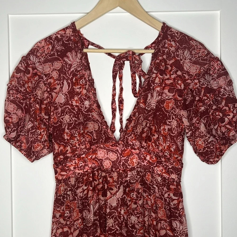 Ulla Johnson Amora Tiered Floral V-neck Tie Back Midi Dress - Picture 4 of 11
